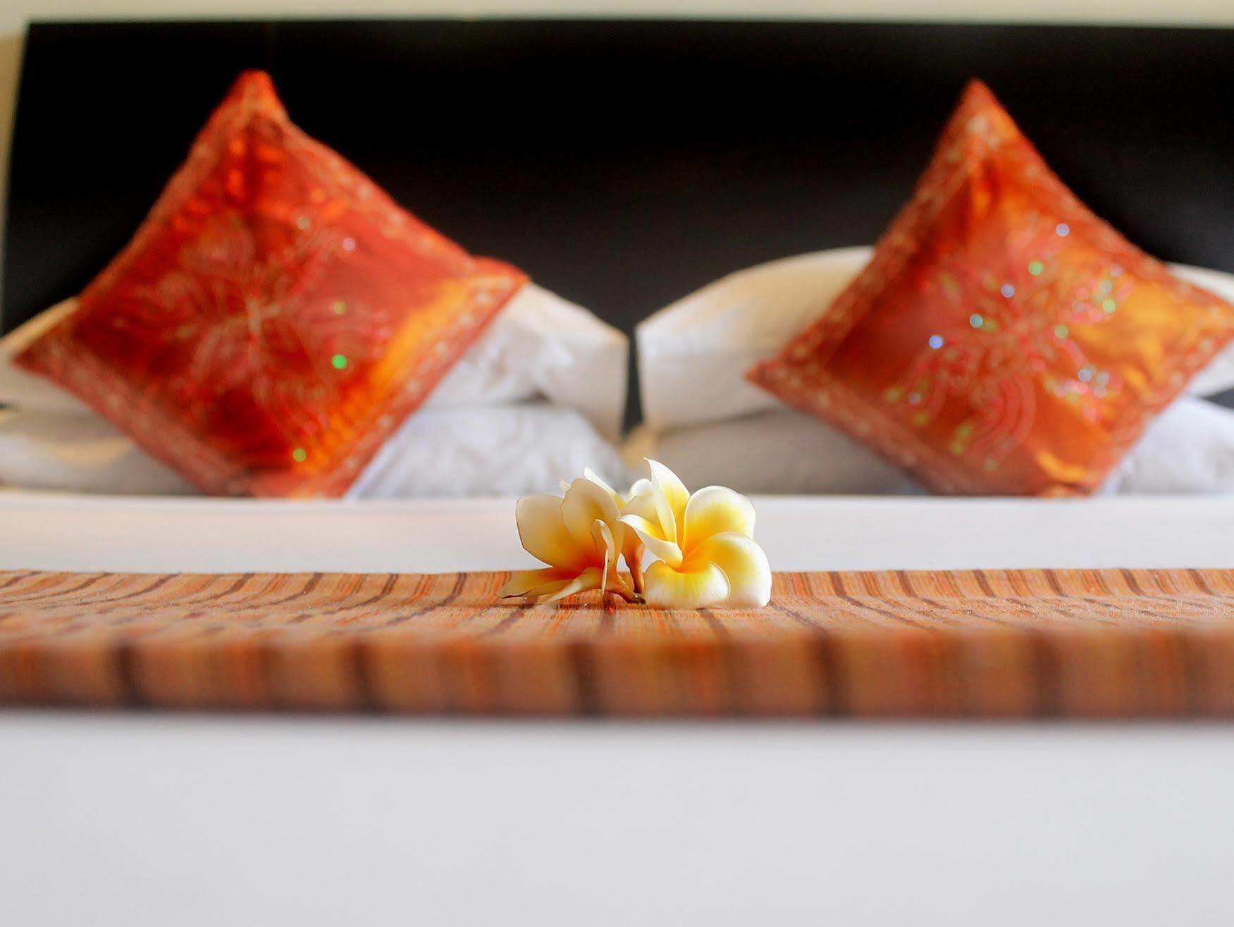 The Batu Belig Hotel & Spa Seminyak  Luaran gambar