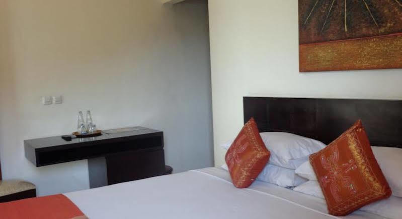 The Batu Belig Hotel & Spa Seminyak  Luaran gambar