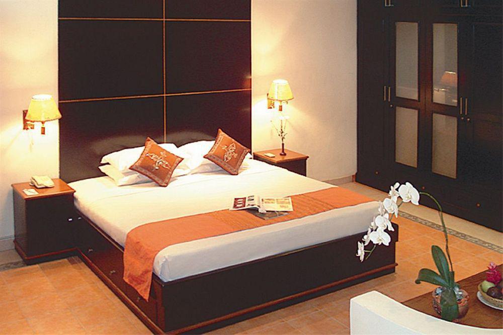 The Batu Belig Hotel & Spa Seminyak  Luaran gambar
